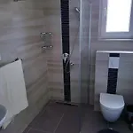 Apartman With Parking Space - Torovi - - Pedinka - 22373 *