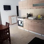 With Parking Space - Torovi - - Pedinka - 22373 Apartment