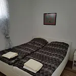 Apartment With Parking Space - Torovi - - Pedinka - 22373 Vir