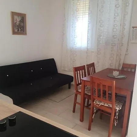 Apartamento With Parking Space - Torovi - - Pedinka, - 22373 *