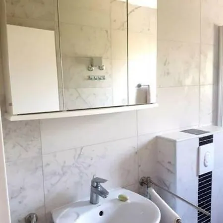 With A Parking Space - Torovi - - Pedinka, - 22373 Vir