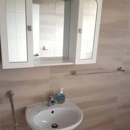 With A Parking Space - Torovi - - Pedinka, - 22373 Apartment Vir