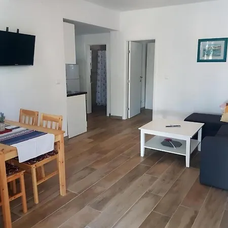 Apartment With A Parking Space - Torovi - - Pedinka, - 22373