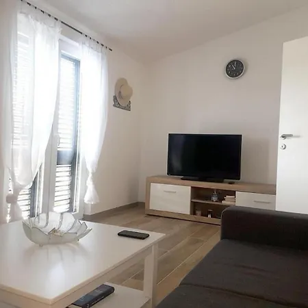 With A Parking Space - Torovi - - Pedinka, - 22373 Apartment *