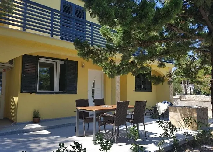 Apartman With Parking Space - Torovi - - Pedinka, - 22373